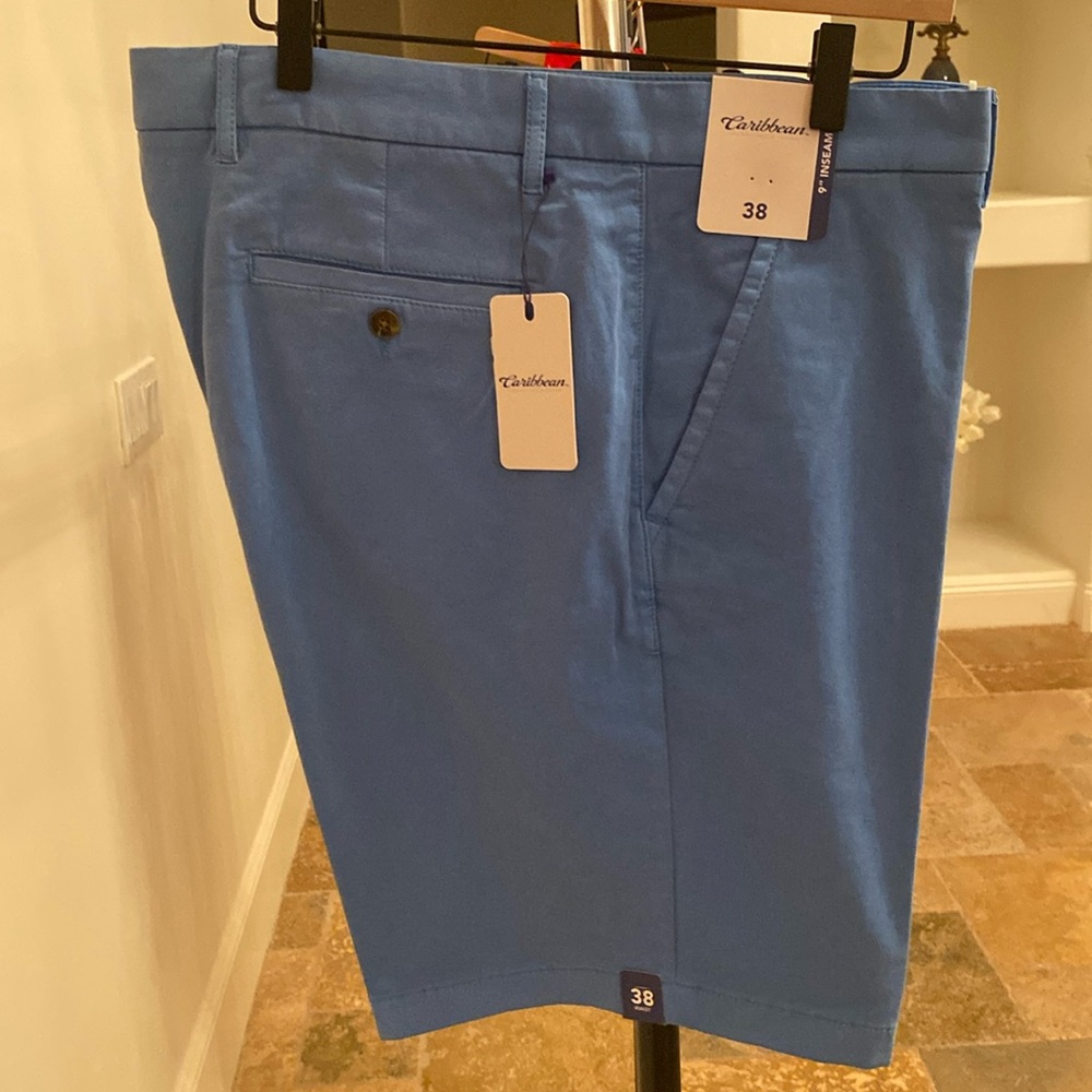 Caribbean Collection men’s shorts - 9 inch inseam - size 38.